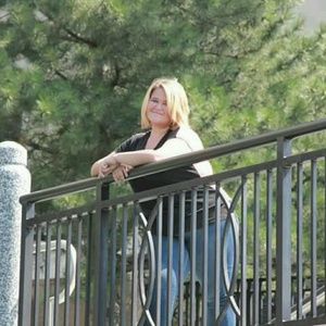 Meet your Posher, Rebecca